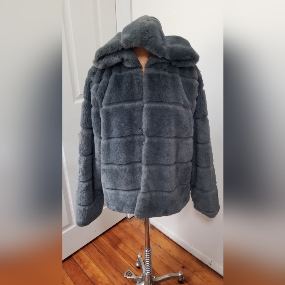 WOMENS Faux Fur Hooded Jacket